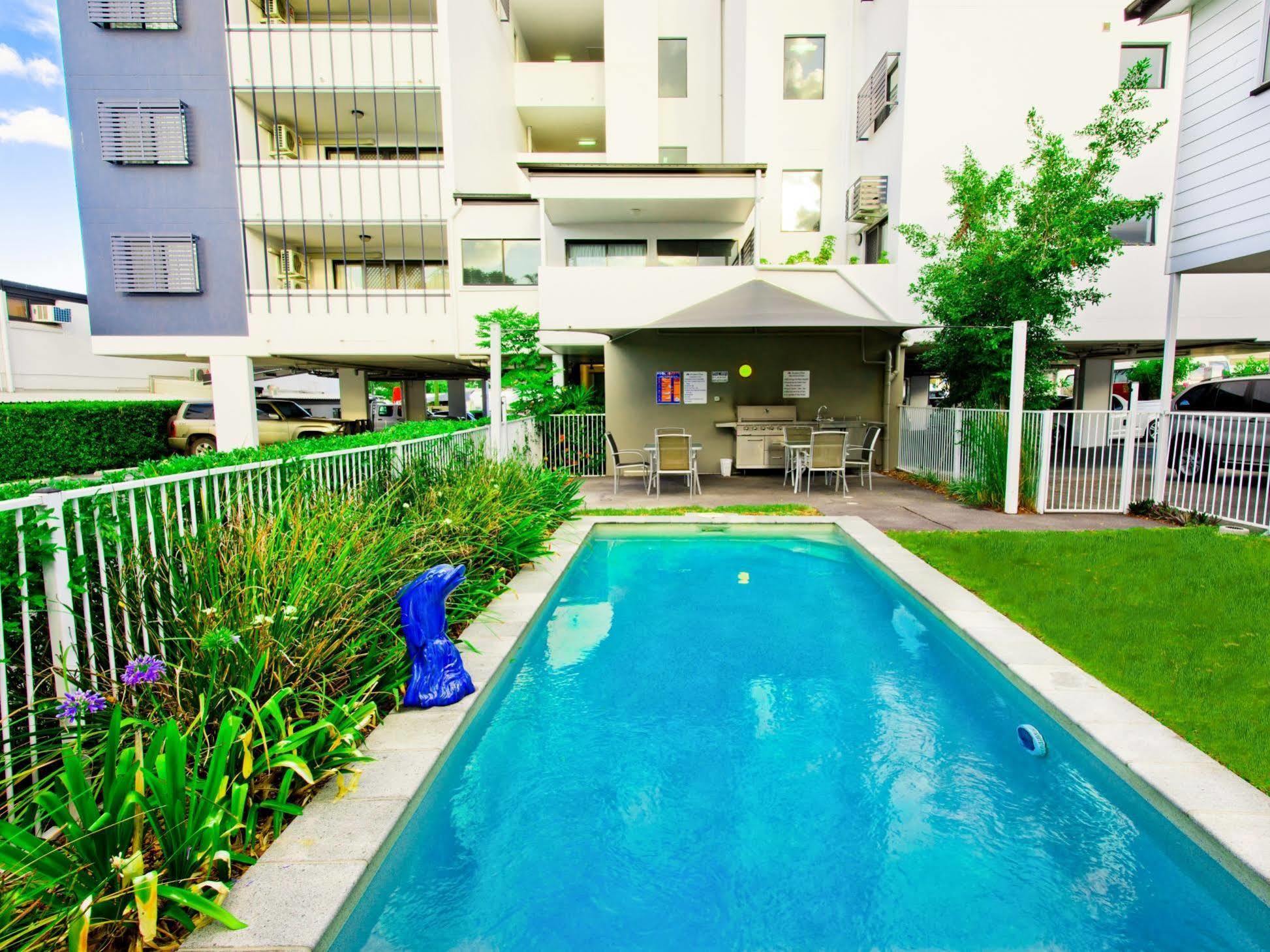 Southern Cross Motel Brisbane Bagian luar foto